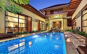 The Vie Villa Legian
